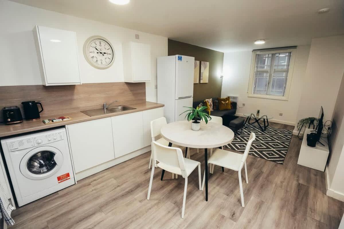 2Br City Centre Apt, Self Check In, Wifi, By Derbnb 셰필드 외부 사진